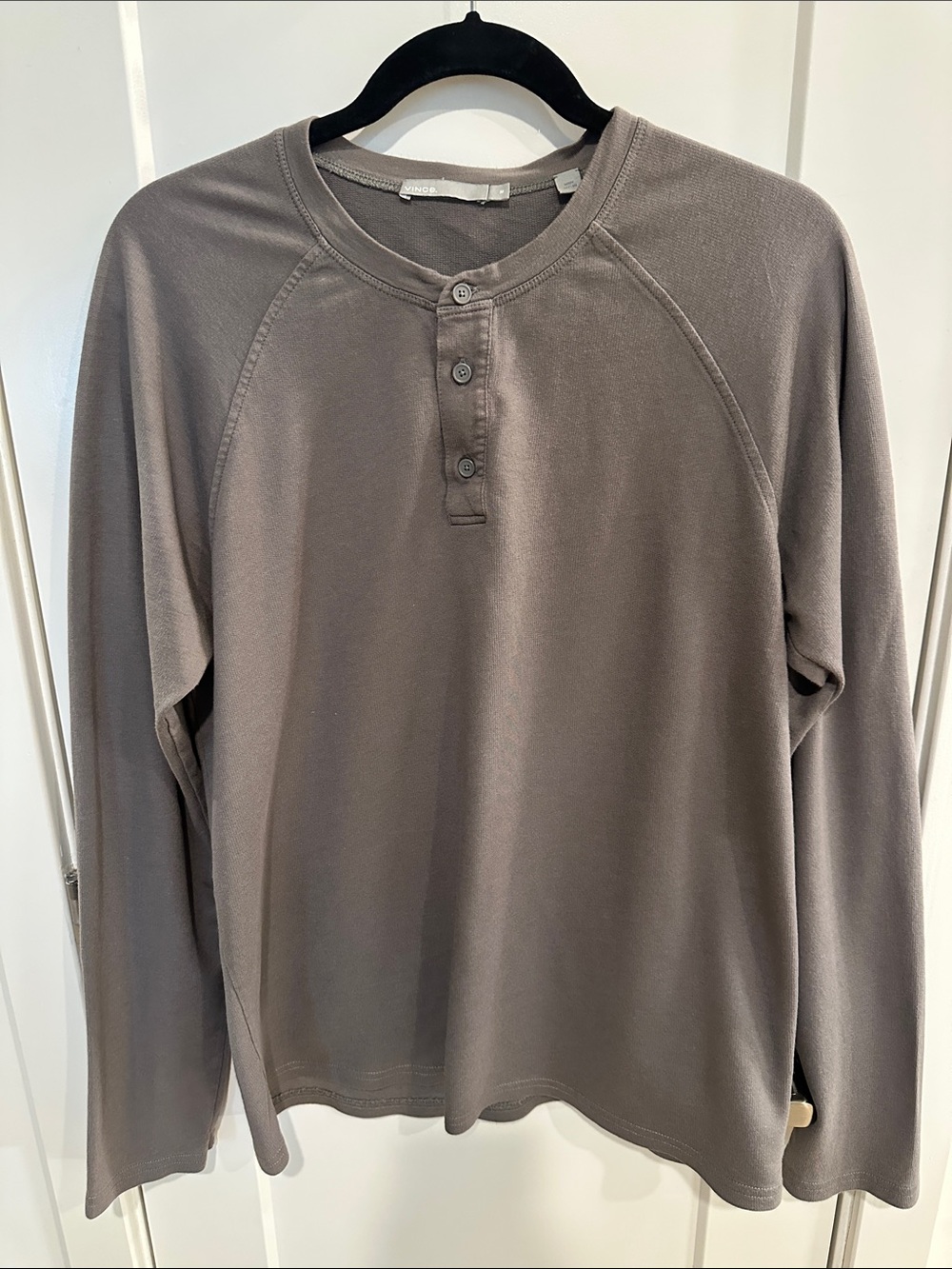 Vince Men's Crewneck Henley Long Sleeve Top - Grey Brown